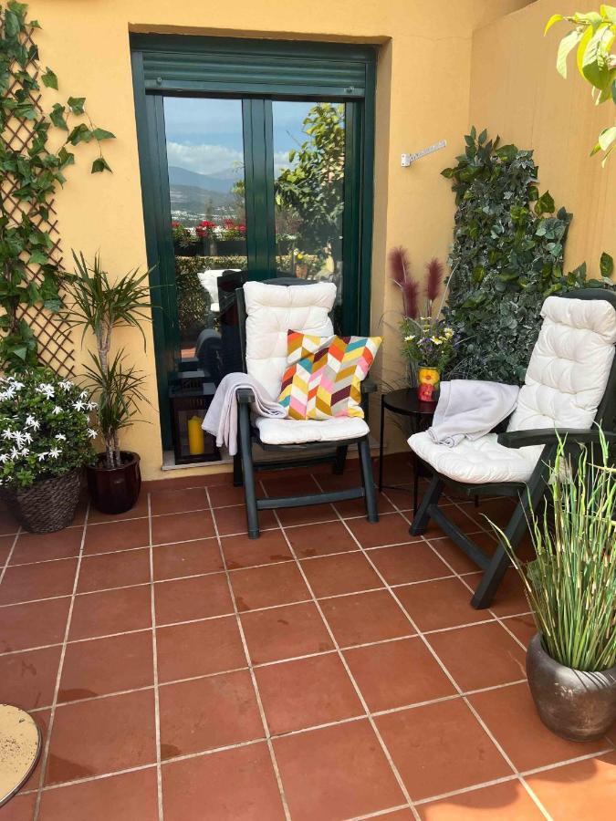 62 - Penthouse In Almendros With Fantastic Vie Lägenhet Marbella